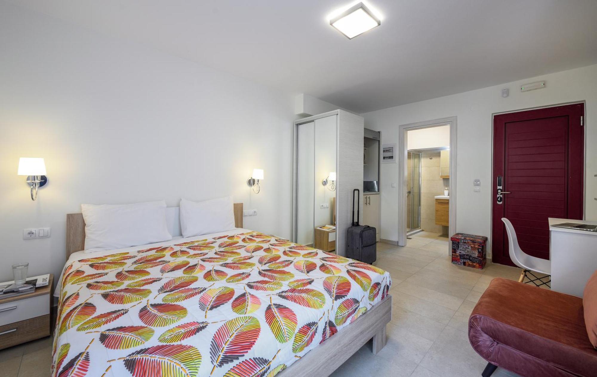 Elpiniki Luxury Rooms Неа-Потідея Екстер'єр фото